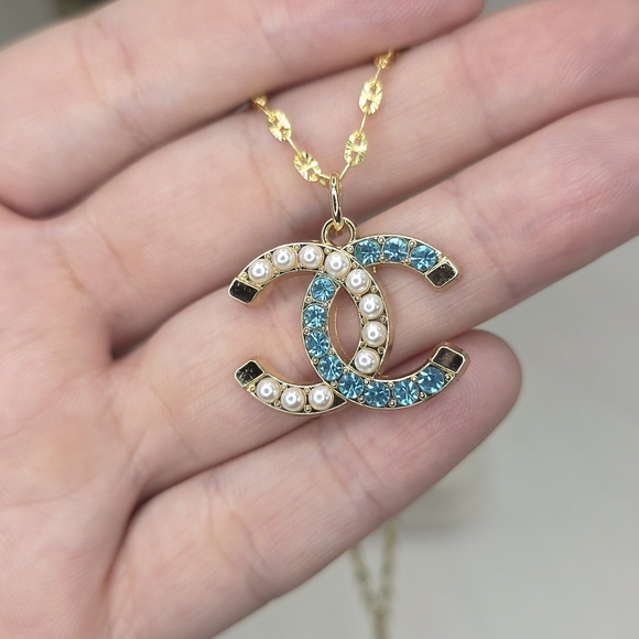 Authentic CHANEL Gold and Turquoise Necklace - Picture 1 of 6